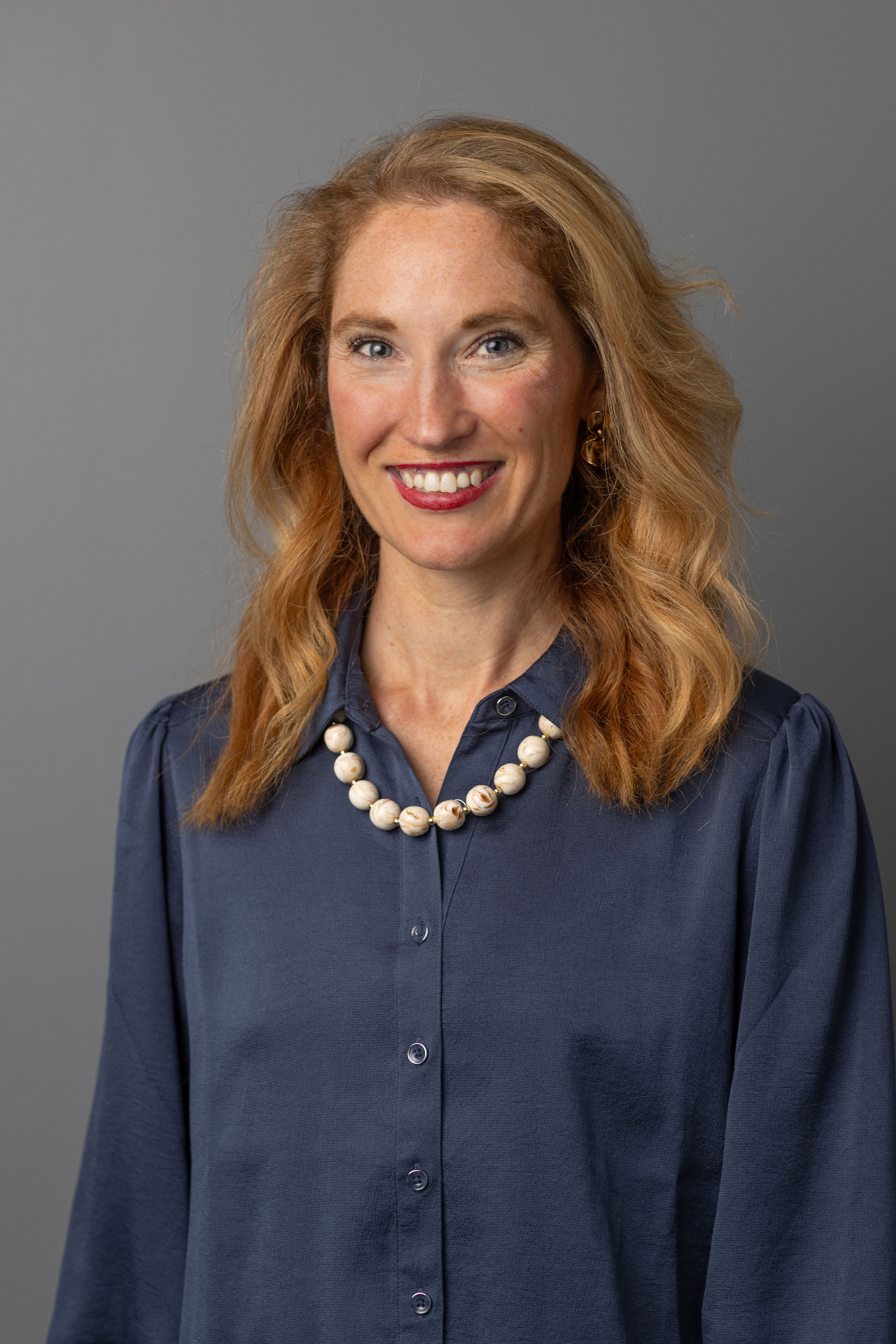 Shannon  Bushong Team Contact Image